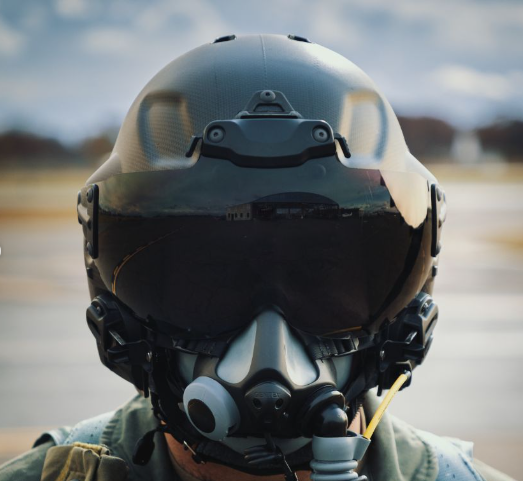 U.S. Navy awards contract for next-generation fixed wing helmet